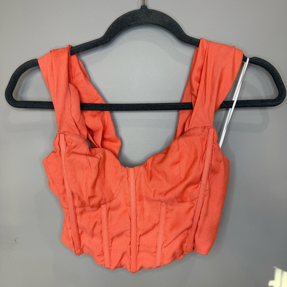 Hello Molly Coral Crop‎ Top